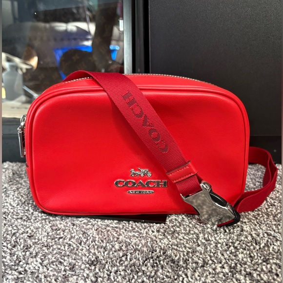 Coach NWOT Pace belt Bag red - Picture 1 of 11